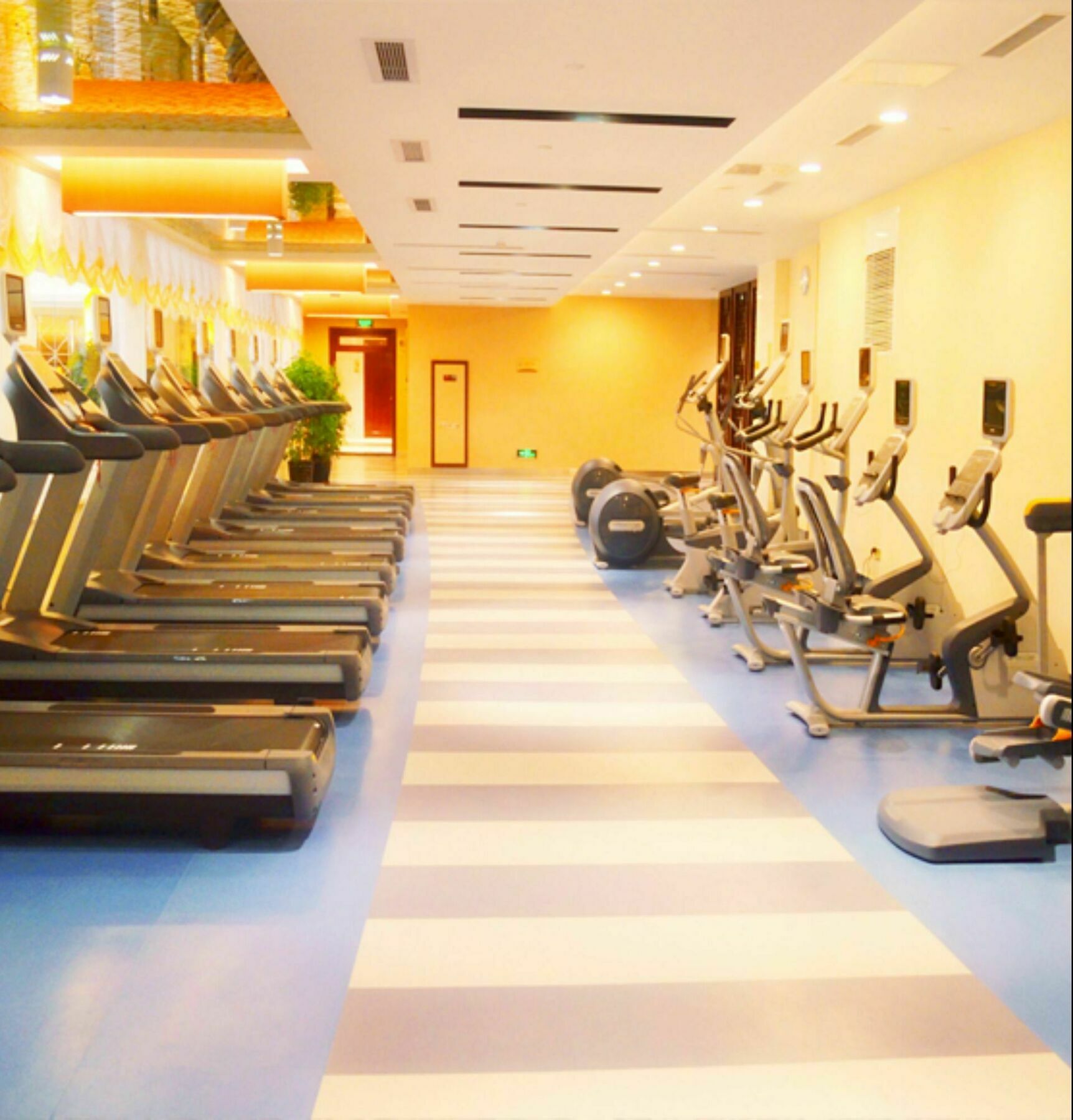 Northyorker Hotel Service Apartment Σενγιάνγκ Εξωτερικό φωτογραφία
